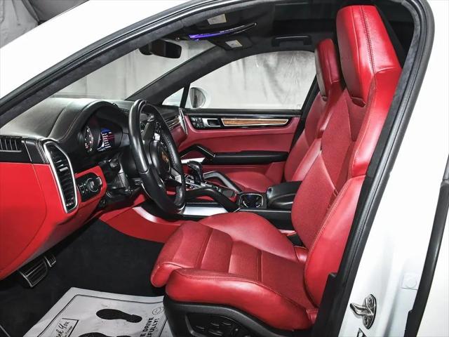 2023 Porsche Cayenne E-Hybrid Turbo S