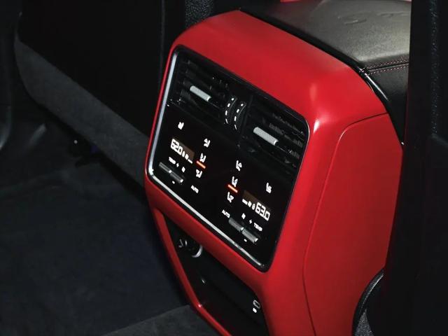 2023 Porsche Cayenne E-Hybrid Turbo S