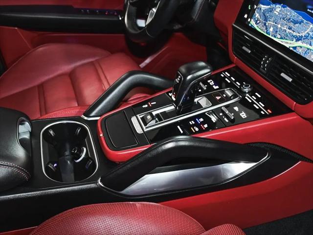 2023 Porsche Cayenne E-Hybrid Turbo S