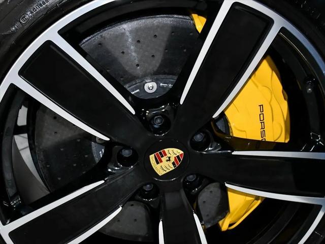 2023 Porsche Cayenne E-Hybrid Turbo S