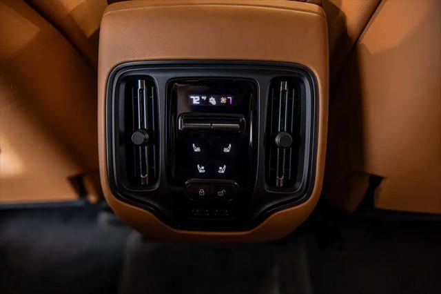 2026 Aston Martin DBX 707