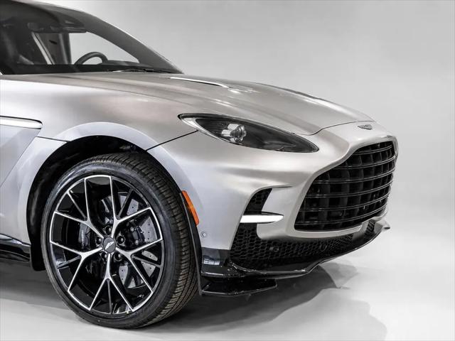 2026 Aston Martin DBX 707