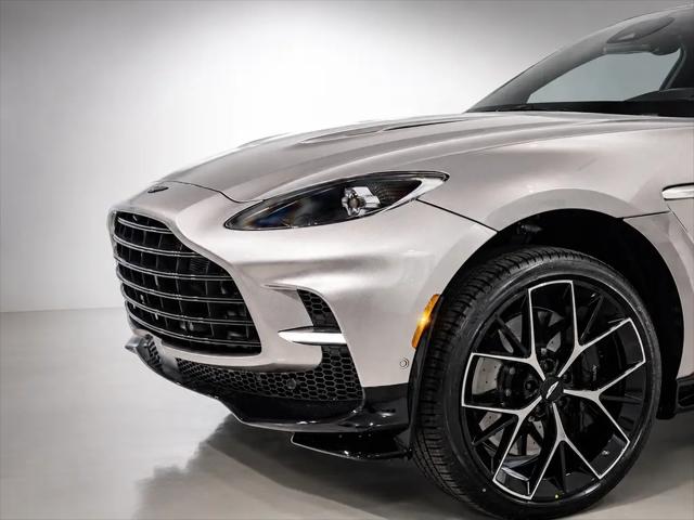 2026 Aston Martin DBX 707