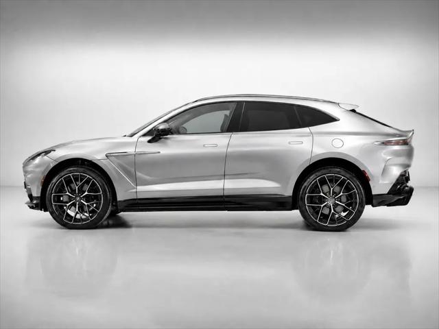 2026 Aston Martin DBX 707