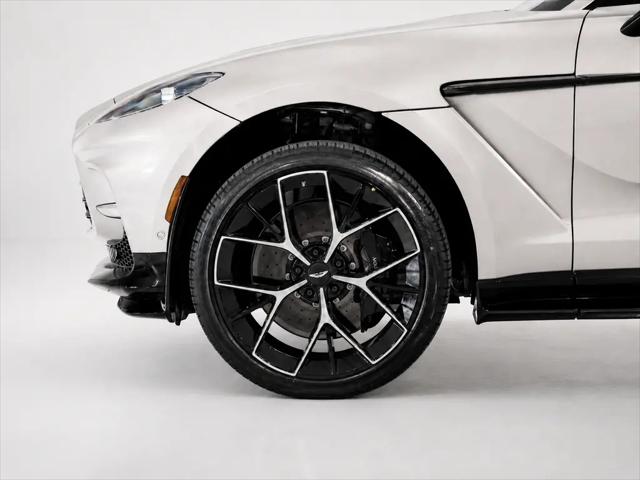 2026 Aston Martin DBX 707