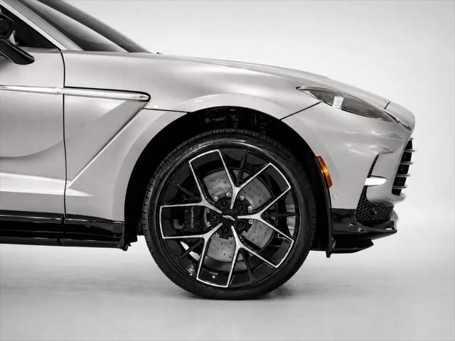 2026 Aston Martin DBX 707