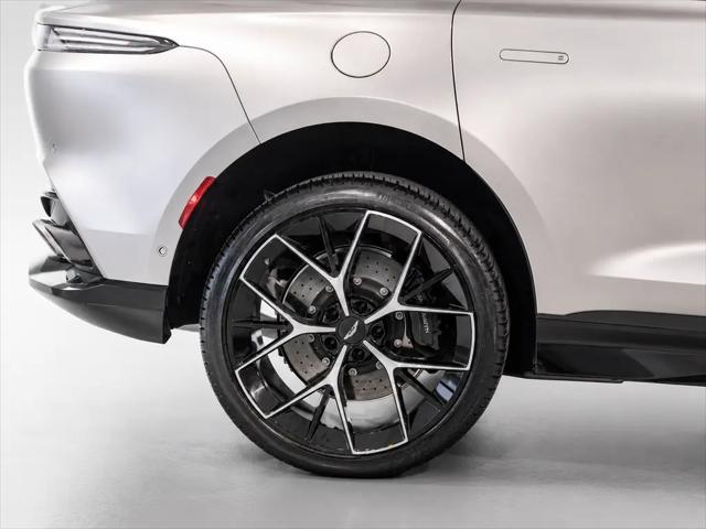 2026 Aston Martin DBX 707