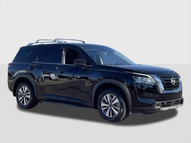 2025 Nissan Pathfinder SL FWD