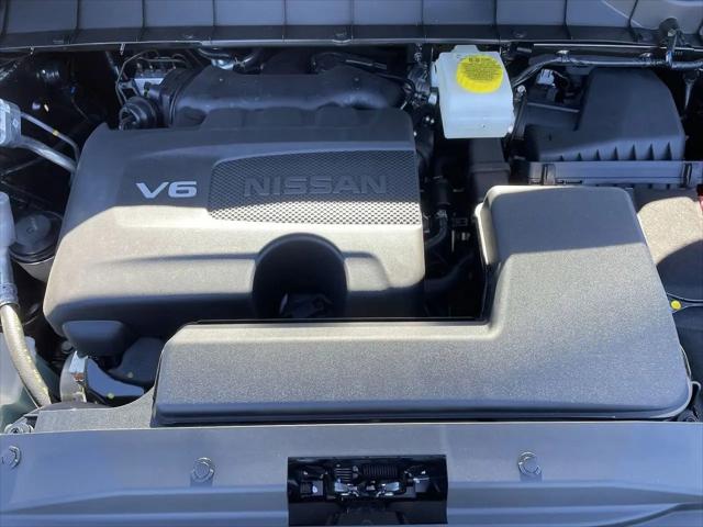 2025 Nissan Pathfinder SL FWD