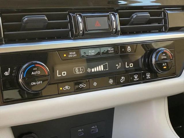 2025 Nissan Pathfinder SL FWD