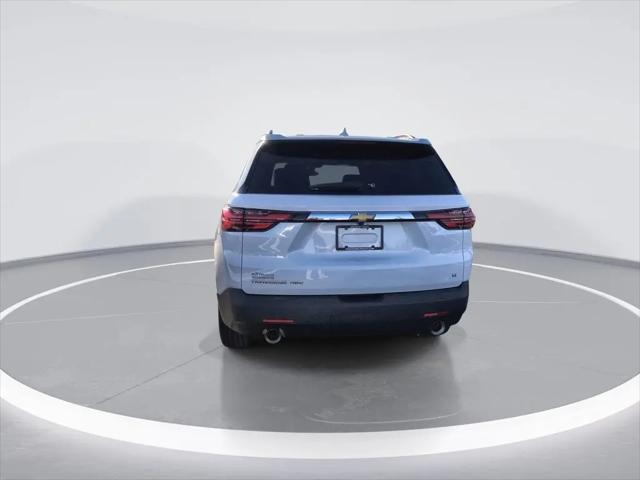 2023 Chevrolet Traverse AWD LT Cloth