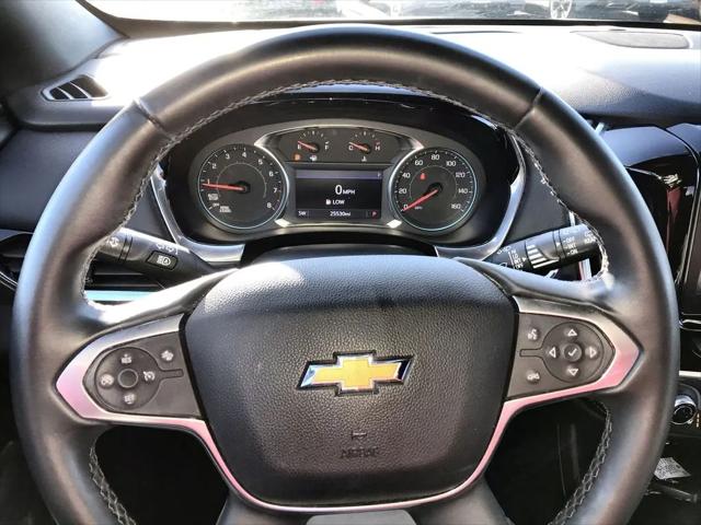 2023 Chevrolet Traverse AWD LT Cloth