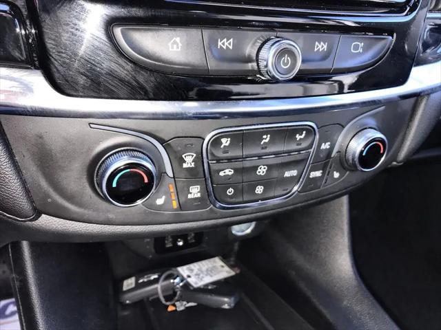 2023 Chevrolet Traverse AWD LT Cloth