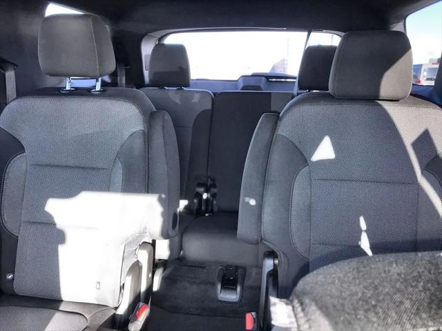 2023 Chevrolet Traverse AWD LT Cloth
