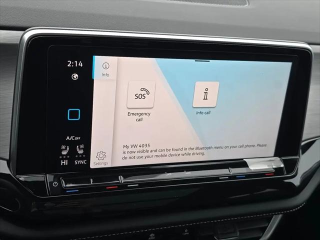 2026 Volkswagen Atlas Cross Sport SE with Technology