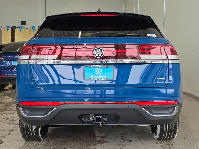 2026 Volkswagen Atlas Cross Sport SE with Technology