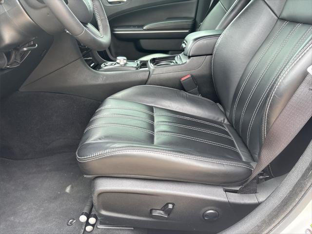 2023 Chrysler 300 300S