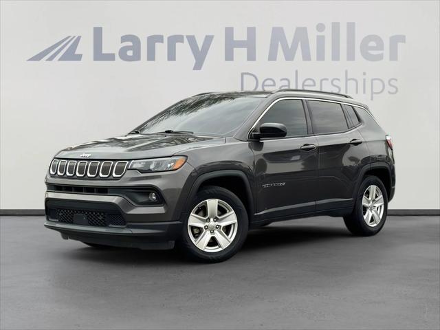 2022 Jeep Compass Latitude FWD