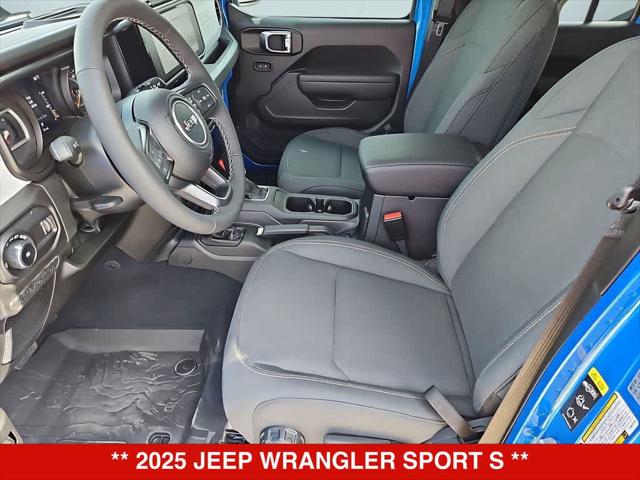 2025 Jeep Wrangler 4-Door Summit 4x4