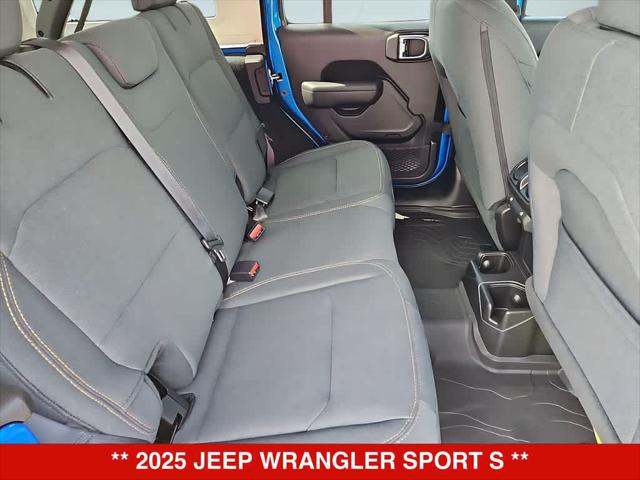 2025 Jeep Wrangler 4-Door Summit 4x4