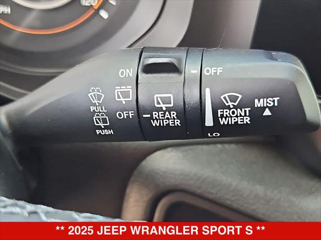 2025 Jeep Wrangler 4-Door Summit 4x4
