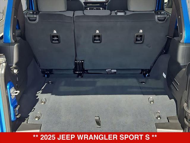 2025 Jeep Wrangler 4-Door Summit 4x4