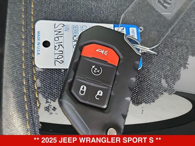 2025 Jeep Wrangler 4-Door Summit 4x4