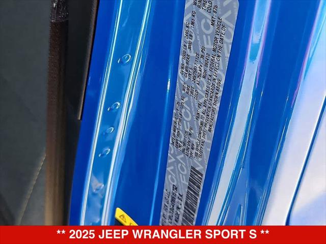 2025 Jeep Wrangler 4-Door Summit 4x4