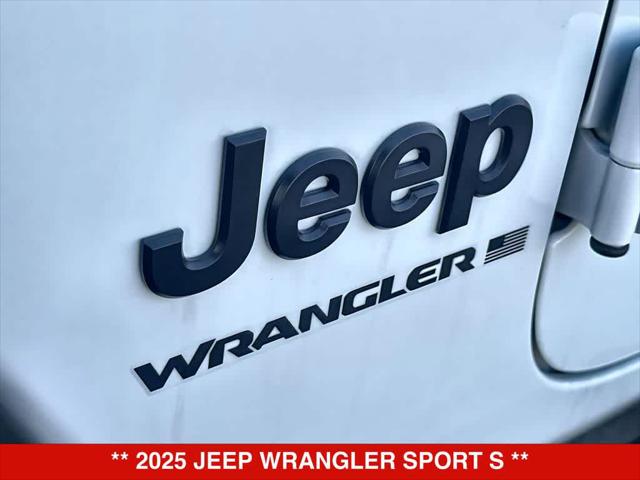 2025 Jeep Wrangler 4-Door Summit 4x4