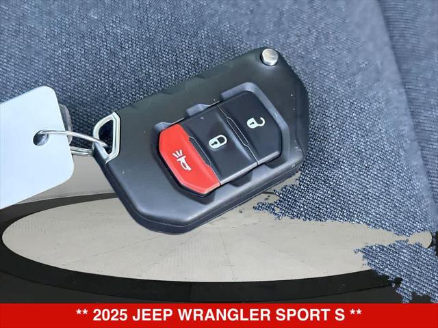 2025 Jeep Wrangler 4-Door Summit 4x4