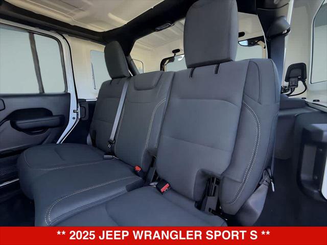 2025 Jeep Wrangler 4-Door Summit 4x4