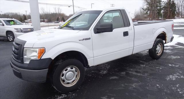 2011 Ford F-150 XL 4x2 2dr Regular Cab Styleside 8 ft. LB