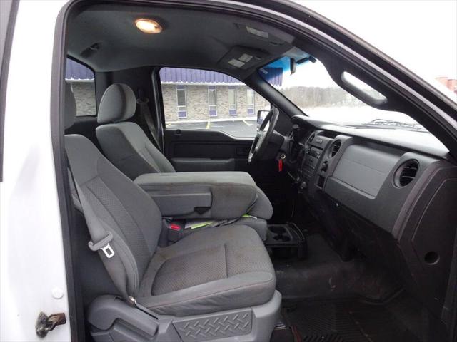 2011 Ford F-150 XL 4x2 2dr Regular Cab Styleside 8 ft. LB