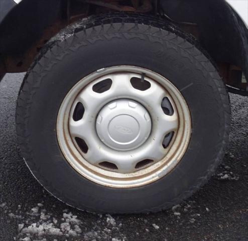2011 Ford F-150 XL 4x2 2dr Regular Cab Styleside 8 ft. LB