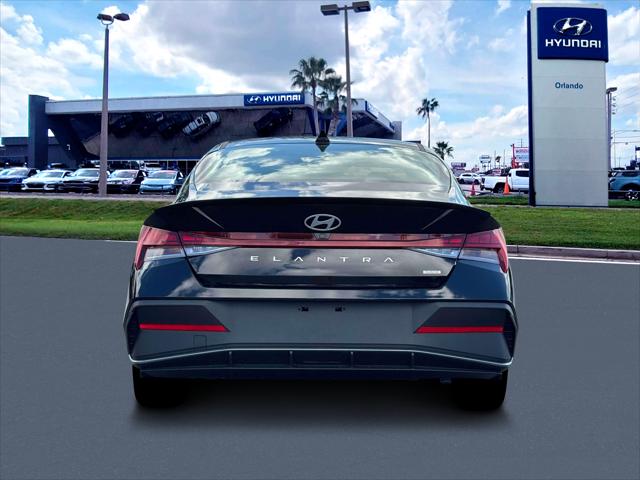 2026 Hyundai Elantra Hybrid SEL Sport