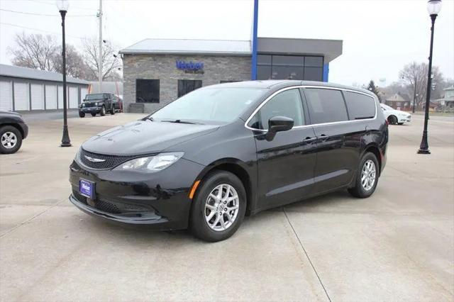 2022 Chrysler Voyager LX for sale in Silvis, IL