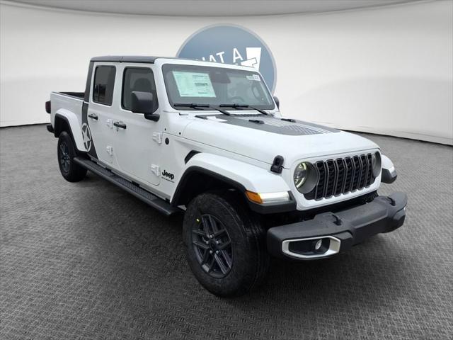 2026 Jeep Gladiator GLADIATOR SPORT S 4X4 2026 Jeep Gladiator GLADIATOR SPORT S 4X4