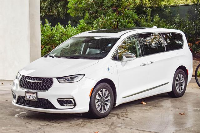 2022 Chrysler Pacifica Hybrid Limited