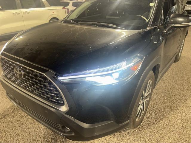 2025 Toyota Corolla Cross XLE