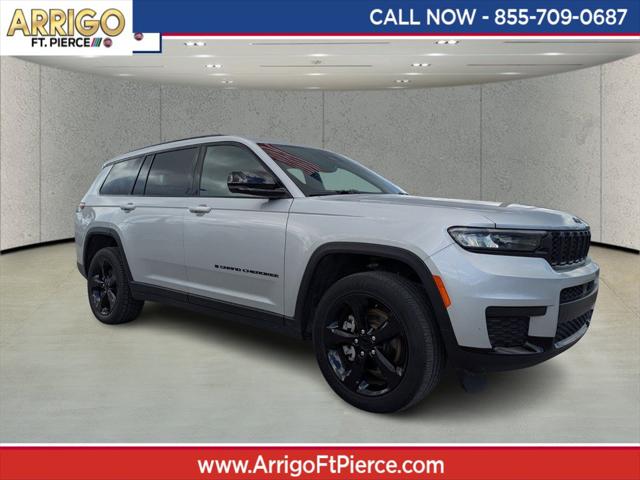 2023 Jeep Grand Cherokee L Altitude 4x4 2023 Jeep Grand Cherokee L Altitude 4x4