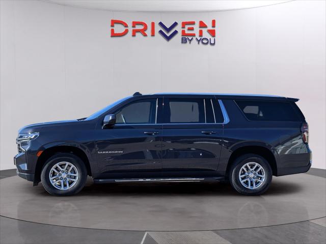 2023 Chevrolet Suburban 2WD LT
