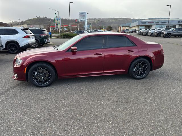 2023 Chrysler 300 Touring L AWD 2023 Chrysler 300 Touring L AWD