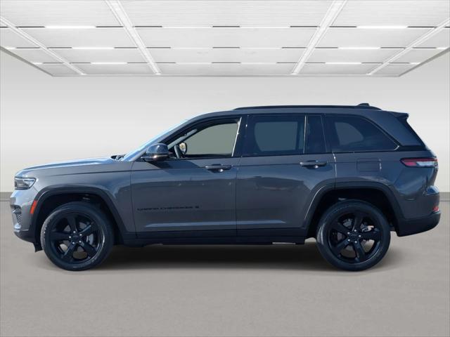 2023 Jeep Grand Cherokee Altitude 4x4