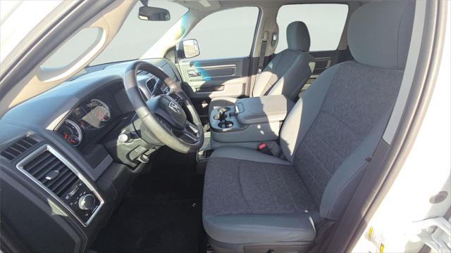 2017 RAM 2500 SLT Crew Cab 4x4 64 Box