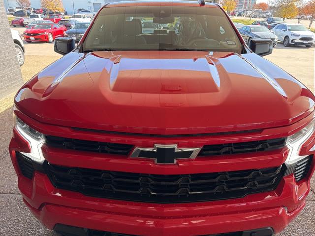 2022 Chevrolet Silverado 1500 4WD Crew Cab Short Bed RST