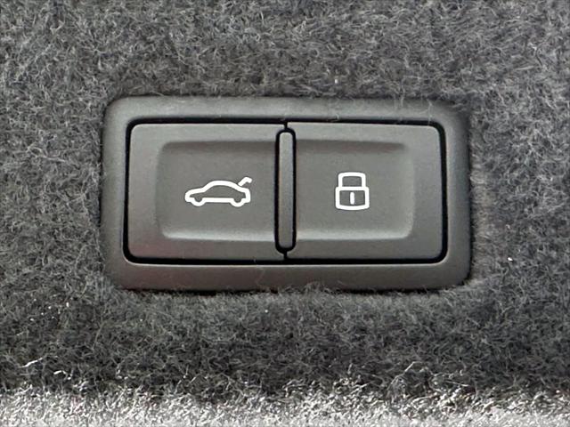 2024 Lamborghini Urus S [33]