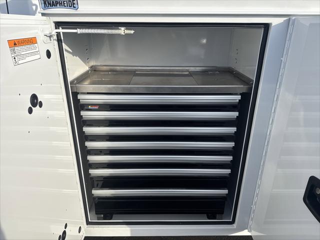 2026 RAM Ram 3500 Chassis Cab RAM 3500 TRADESMAN CHASSIS REGULAR CAB 4X4 84 CA