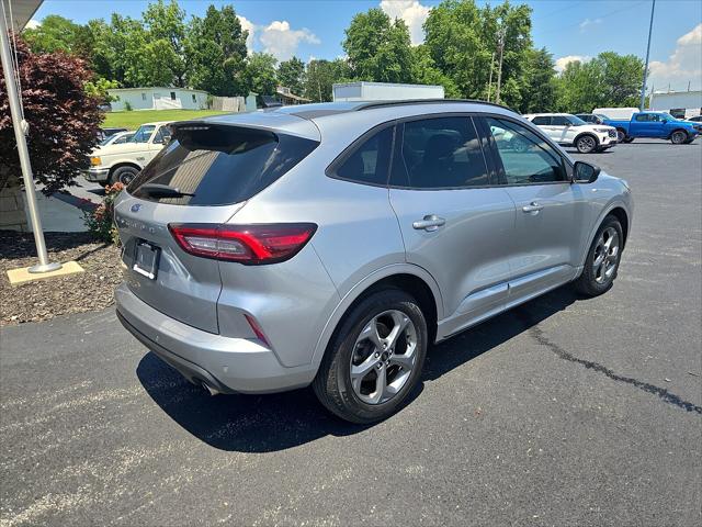 2023 Ford Escape ST-Line 2023 Ford Escape ST-Line