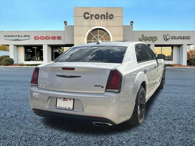 2023 Chrysler 300 300S