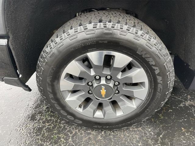 2024 Chevrolet Silverado 2500HD 4WD Crew Cab Standard Bed Custom